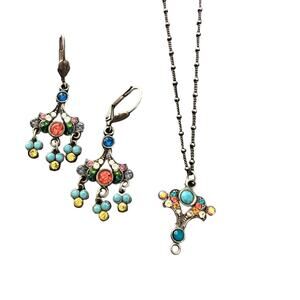 Anne Koplik Silver Tone Crystal Necklace & Earrings  Set